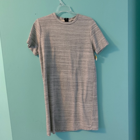 Forever 21 Dresses & Skirts - NWOT Forever 21 t-shirt dress grey heathered